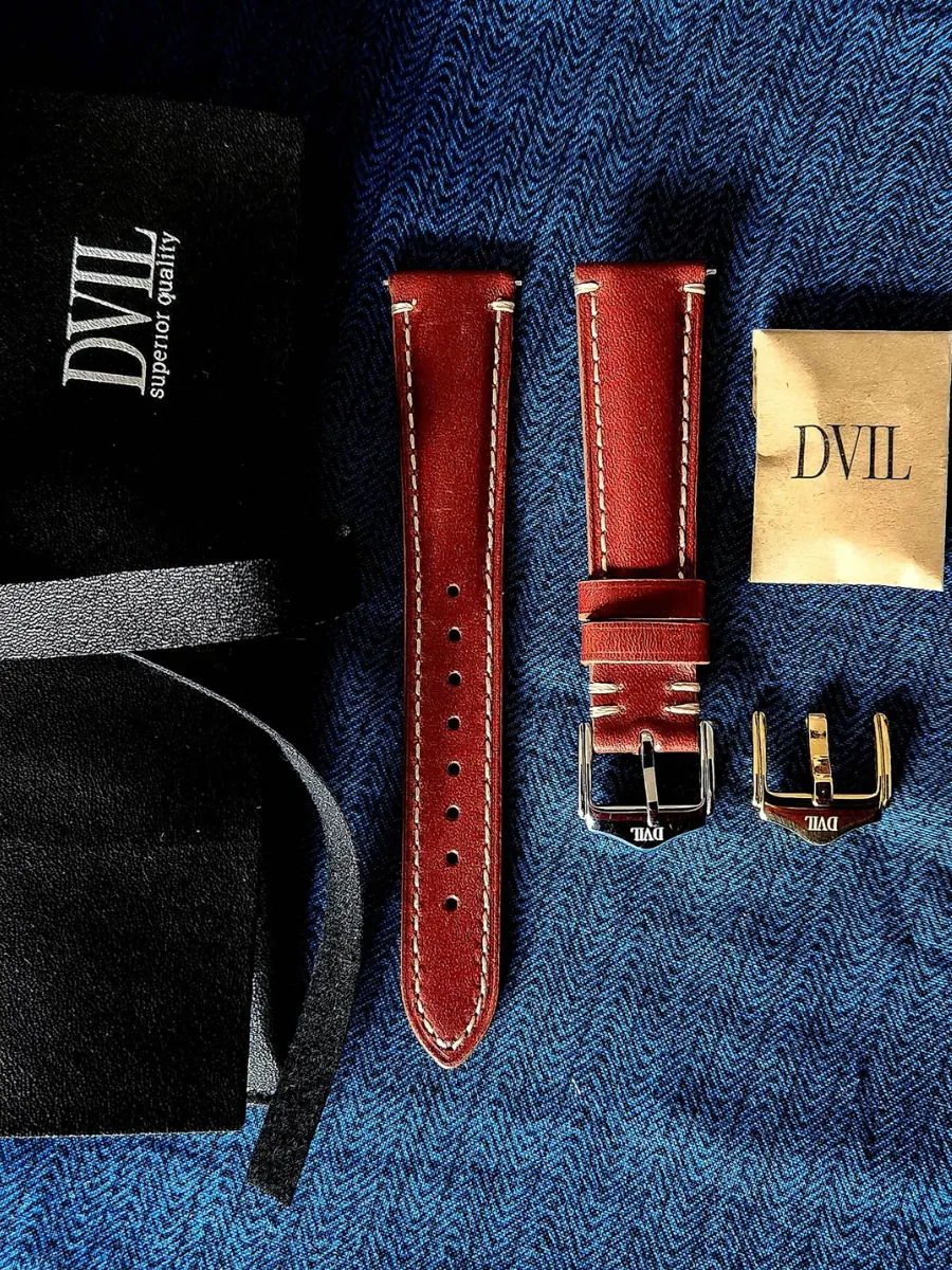 Red leather watch strap with DVIL presentation kit Red leather DVIL watch strap with full presentation kit and tool